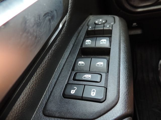 2025 RAM 1500 Tradesman Crew Cab 4x2 5'7" Box