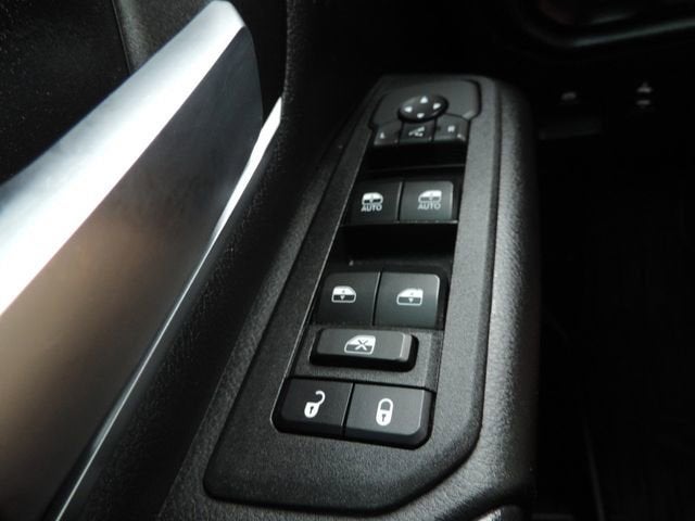 2025 RAM 1500 Lone Star Crew Cab 4x4 5'7" Box