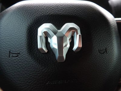 2025 RAM 1500 Lone Star Crew Cab 4x4 5'7" Box