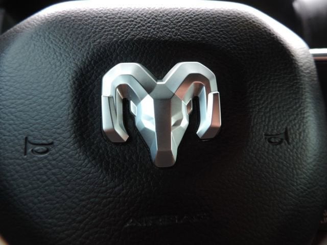 2025 RAM 1500 Lone Star Crew Cab 4x4 5'7" Box