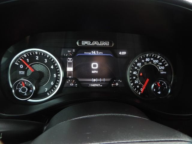 2025 RAM 1500 Lone Star Crew Cab 4x4 5'7" Box