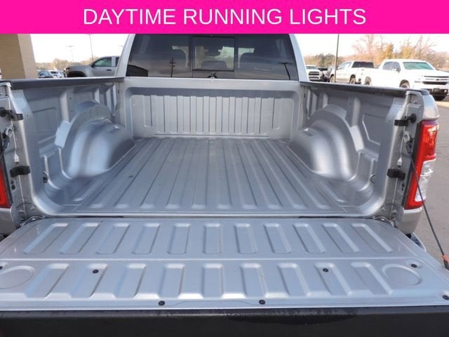 2024 RAM 1500 Lone Star Crew Cab 4x4 5'7" Box
