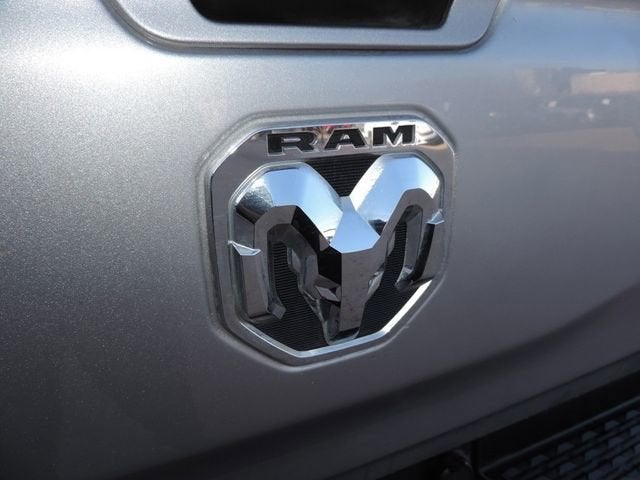 2024 RAM 1500 Lone Star Crew Cab 4x4 5'7" Box