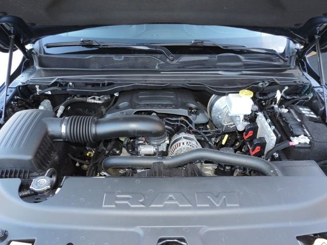 2022 RAM 1500 Limited Crew Cab 4x4 5'7" Box