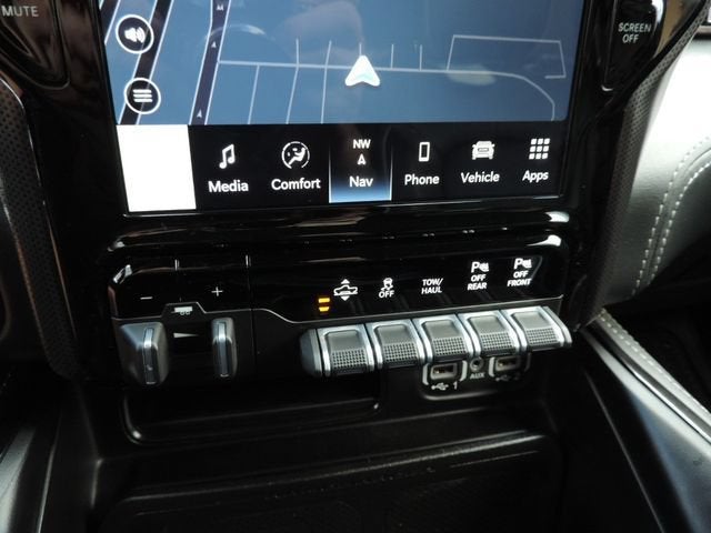 2023 RAM 1500 Limited Crew Cab 4x4 5'7" Box
