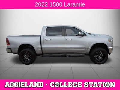 2022 RAM 1500 Laramie Crew Cab 4x4 5'7" Box