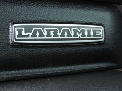 2022 RAM 1500 Laramie Crew Cab 4x4 5'7" Box