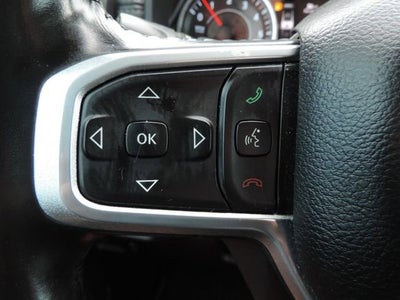 2022 RAM 1500 Laramie Crew Cab 4x4 5'7" Box