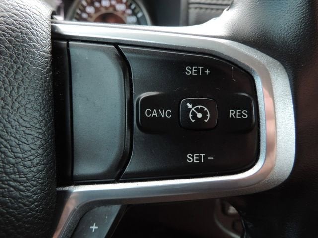 2022 RAM 1500 Laramie Crew Cab 4x4 5'7" Box