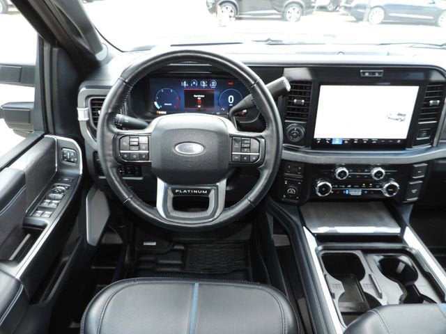 2025 Ford F-250 Platinum