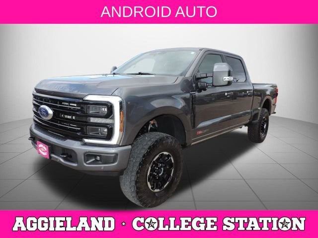 2025 Ford F-250 Platinum