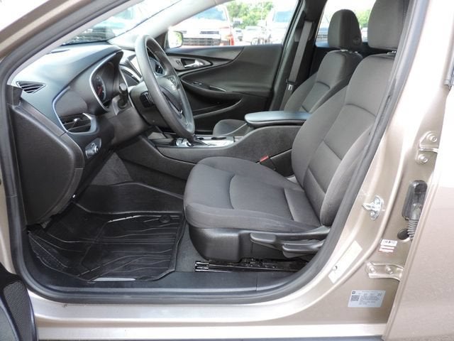 2022 Chevrolet Malibu LS