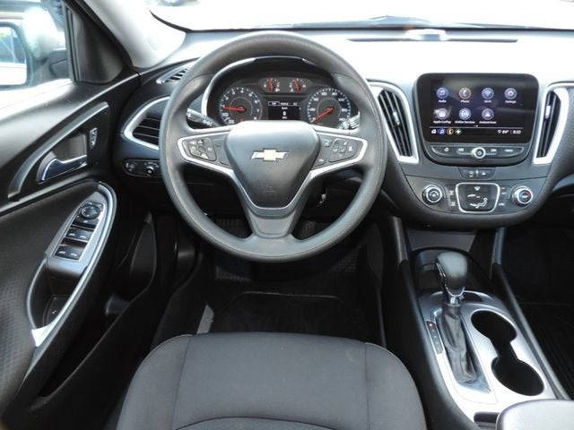 2022 Chevrolet Malibu LS