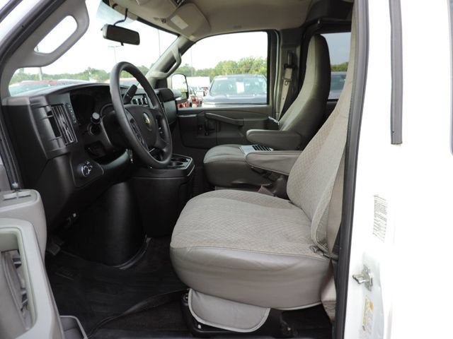 2018 Chevrolet Express Passenger 3500 LT