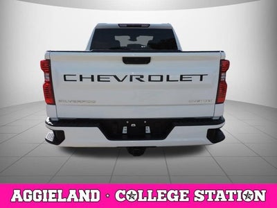 2023 Chevrolet Silverado 1500 Custom
