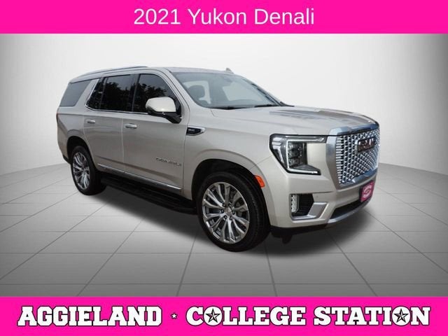 2021 GMC Yukon 4WD Denali's photo