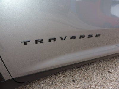 2024 Chevrolet Traverse LS