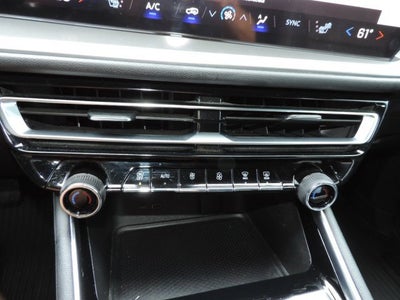 2024 Chevrolet Traverse LS