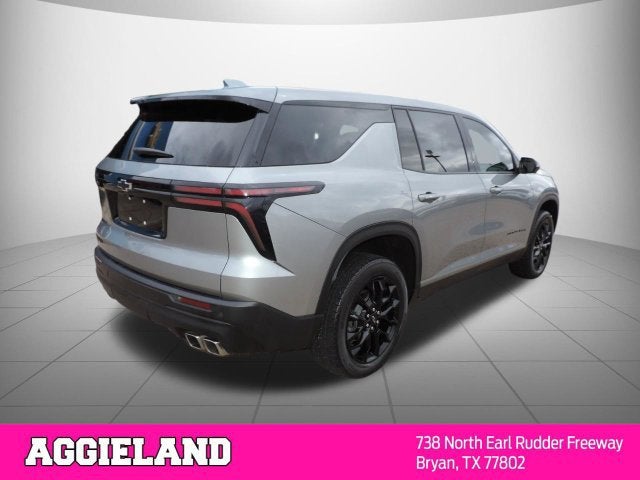 2024 Chevrolet Traverse LS