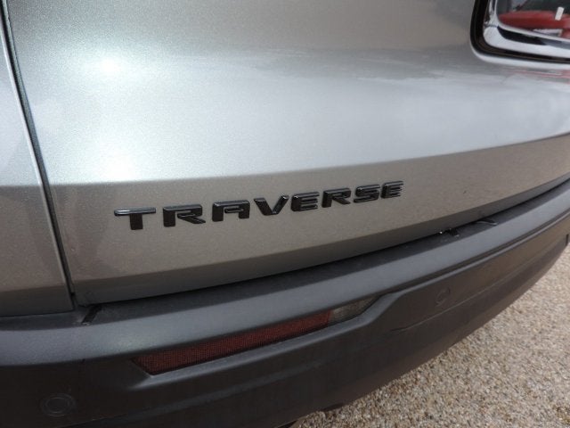 2024 Chevrolet Traverse LS