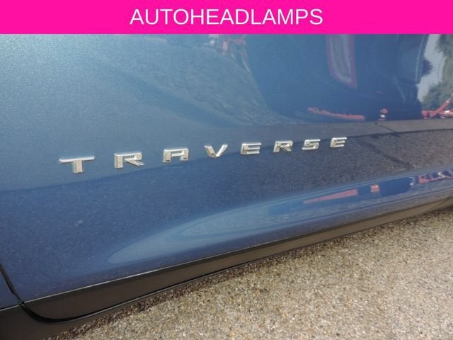 2024 Chevrolet Traverse LS