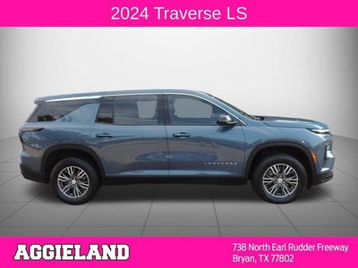 2024 Chevrolet Traverse LS