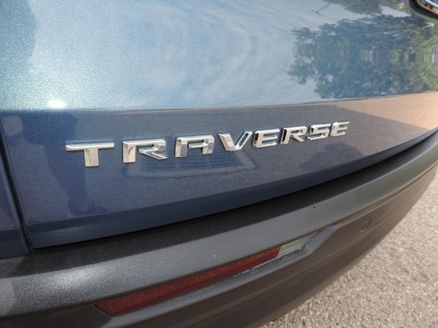 2024 Chevrolet Traverse LS