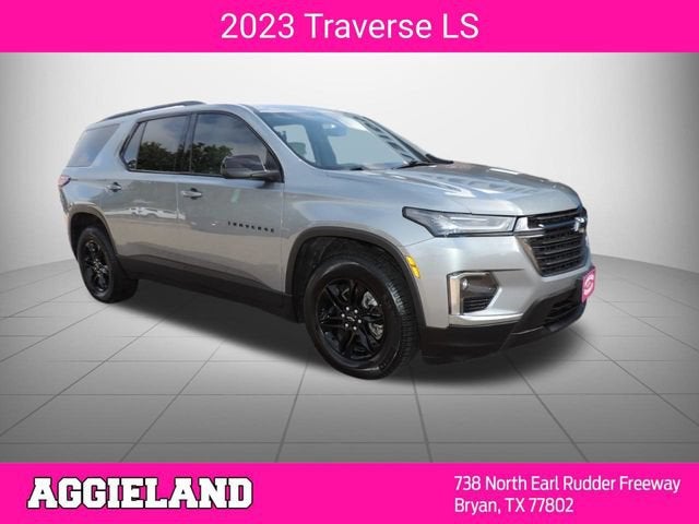 2023 Chevrolet Traverse LS