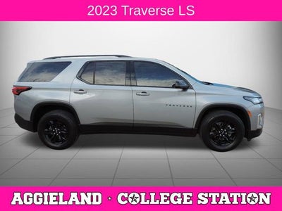 2023 Chevrolet Traverse LS
