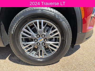 2024 Chevrolet Traverse LT