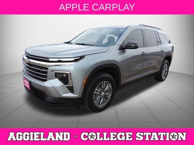2025 Chevrolet Traverse LT