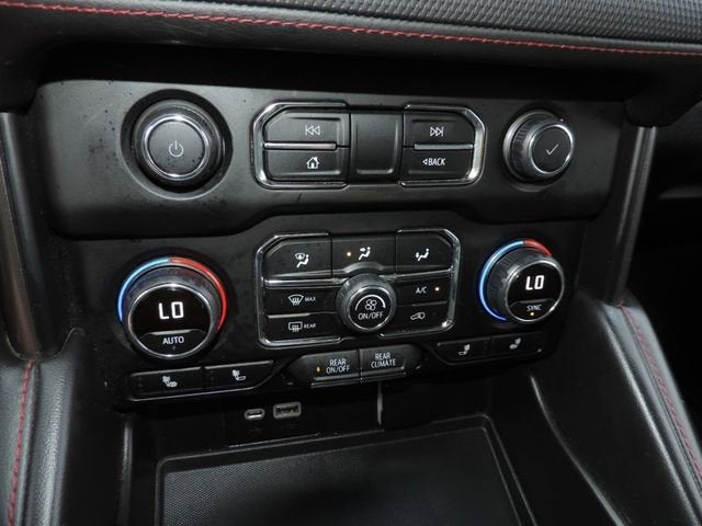 2022 Chevrolet Suburban RST