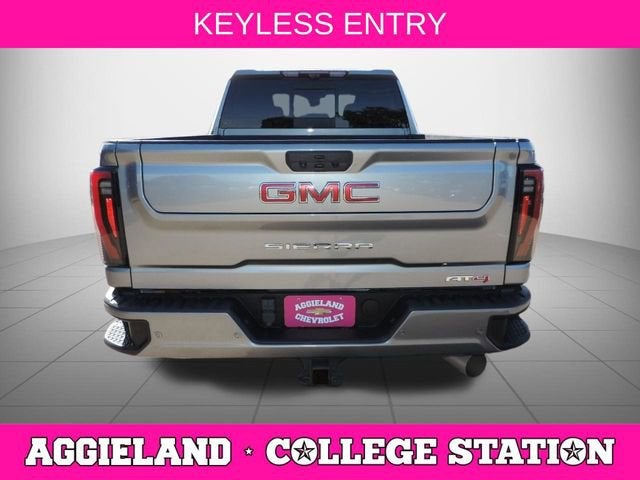 2024 GMC Sierra 2500 HD AT4