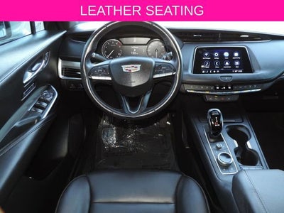 2022 Cadillac XT4 Premium Luxury