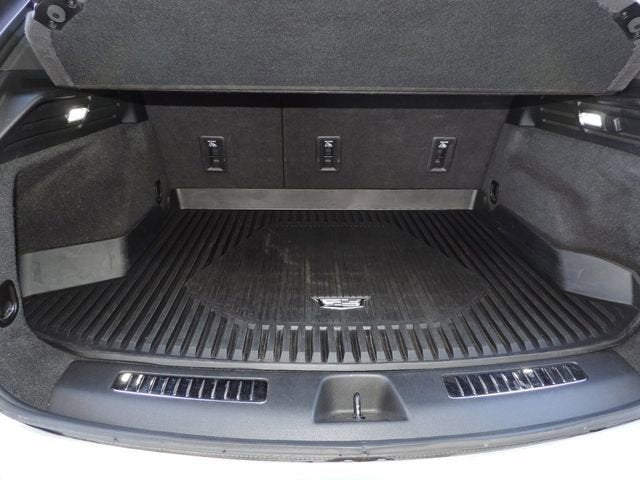 2022 Cadillac XT4 Premium Luxury