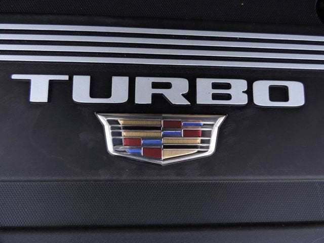 2022 Cadillac XT4 Premium Luxury