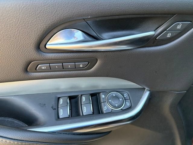 2022 Cadillac XT4 Premium Luxury