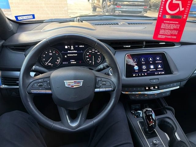 2022 Cadillac XT4 Premium Luxury