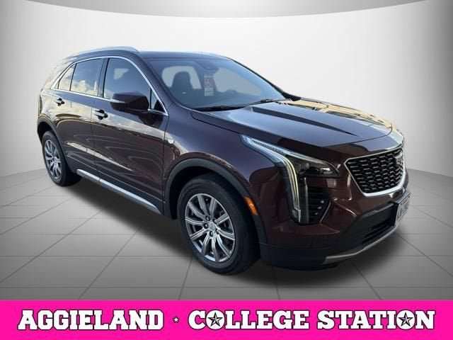 2022 Cadillac XT4 Premium Luxury