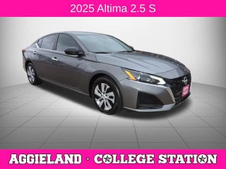 2025 Nissan Altima S FWD