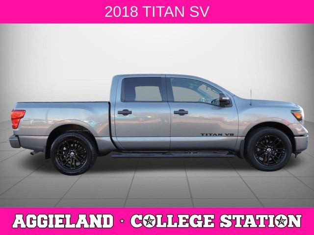 2018 Nissan TITAN SV