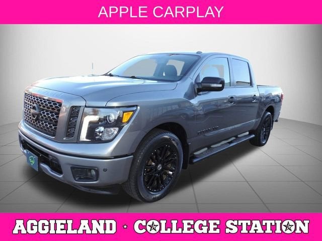 2018 Nissan TITAN SV