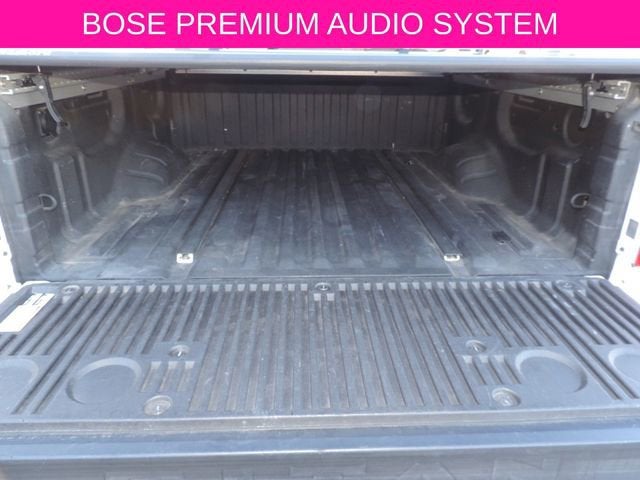 2021 Nissan TITAN Crew Cab SV 4x4