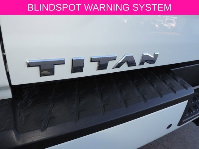 2021 Nissan TITAN Crew Cab SV 4x4