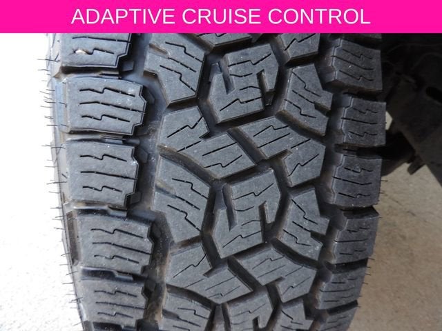 2021 Nissan TITAN Crew Cab SV 4x4