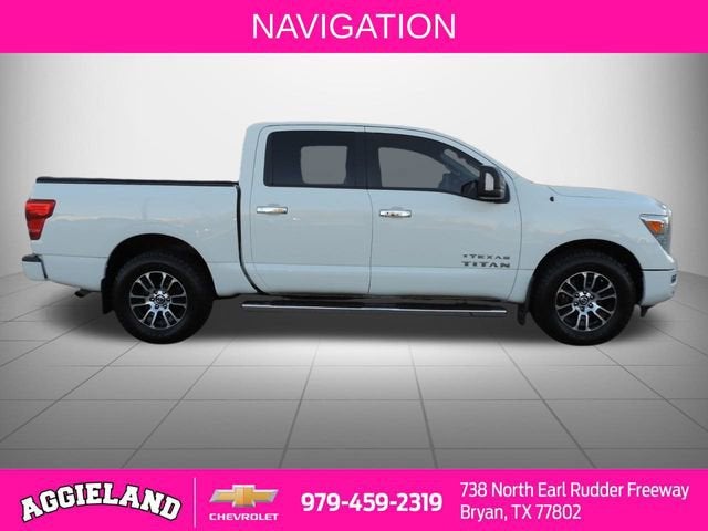 2021 Nissan TITAN Crew Cab SV 4x4