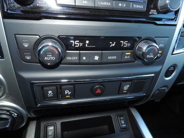 2021 Nissan TITAN Crew Cab SV 4x4