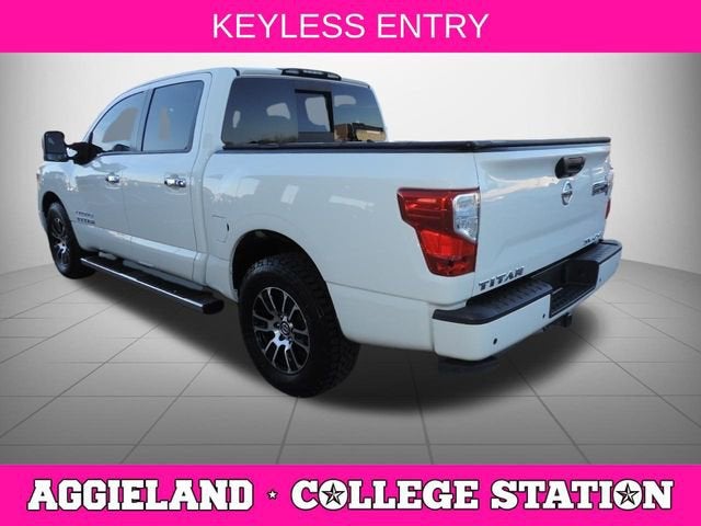 2021 Nissan TITAN Crew Cab SV 4x4