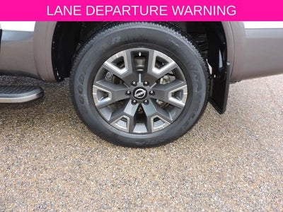 2023 Nissan TITAN Crew Cab Platinum Reserve 4x4