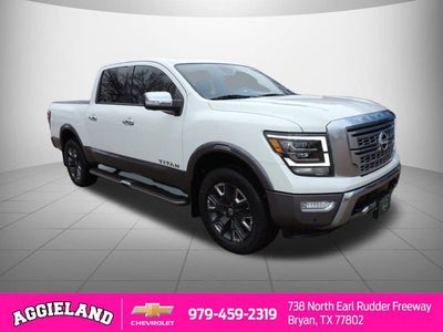 2023 Nissan TITAN Crew Cab Platinum Reserve 4x4